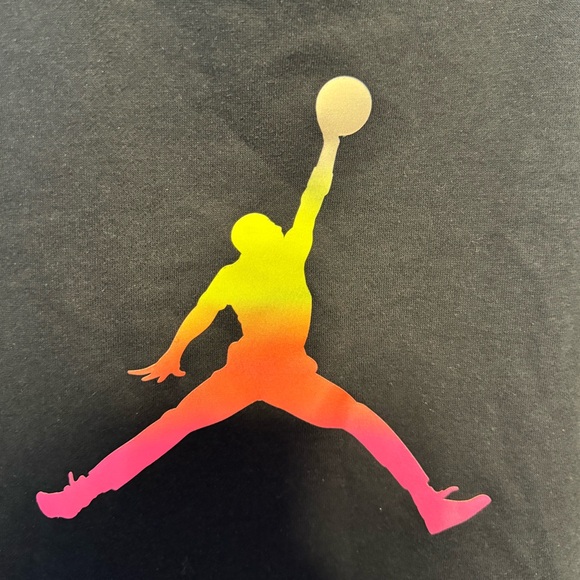 Boys Jordan sweatshirt size M - Picture 2 of 4